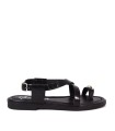SANDALIAS DE PIEL CON DETALLE METÁLICO Y PLANTA ACOLCHADA APLAUSO 5-RAISA NEGRO