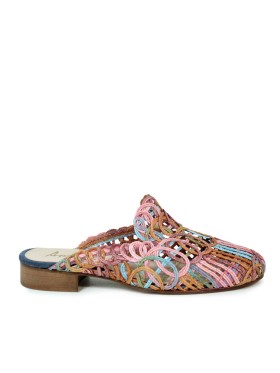 ZAPATO TEJIDO EN PIEL DESTALONADO CON TACÓN BAJO APLAUSO 1437 MULTIFUXIA