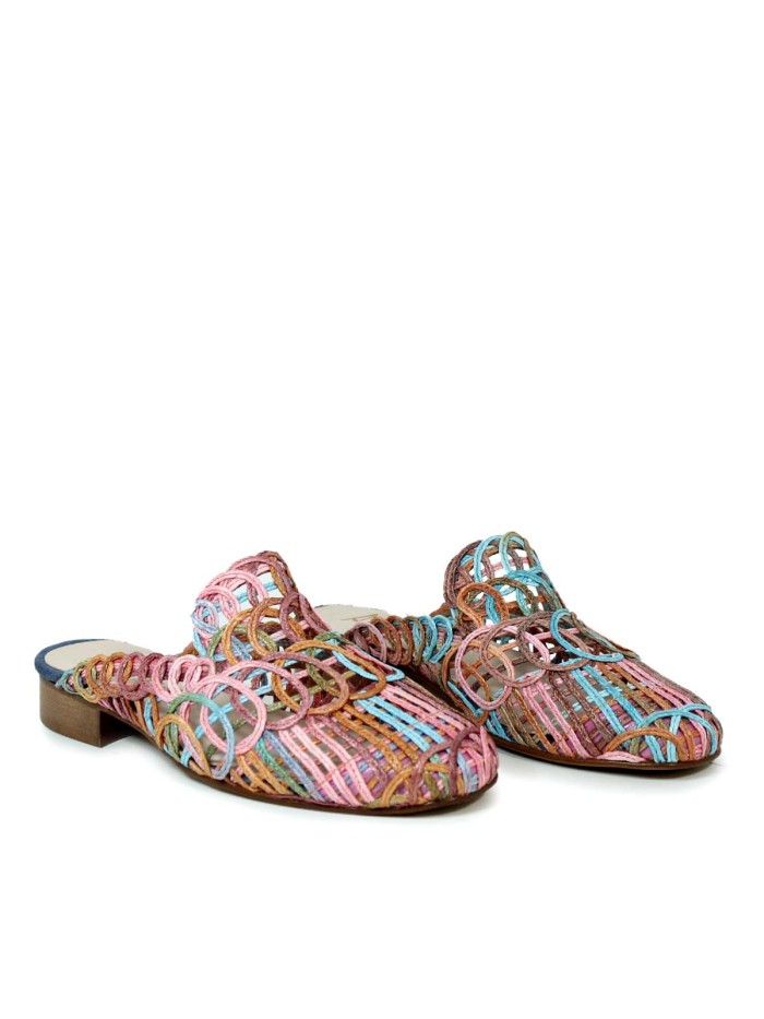 ZAPATO TEJIDO EN PIEL DESTALONADO CON TACÓN BAJO APLAUSO 1437 MULTIFUXIA