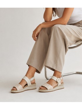 SANDALIAS DE PIEL CON PLANTILLA EXTRAIBLE PARA MUJER APLAUSO 4531 HIELO