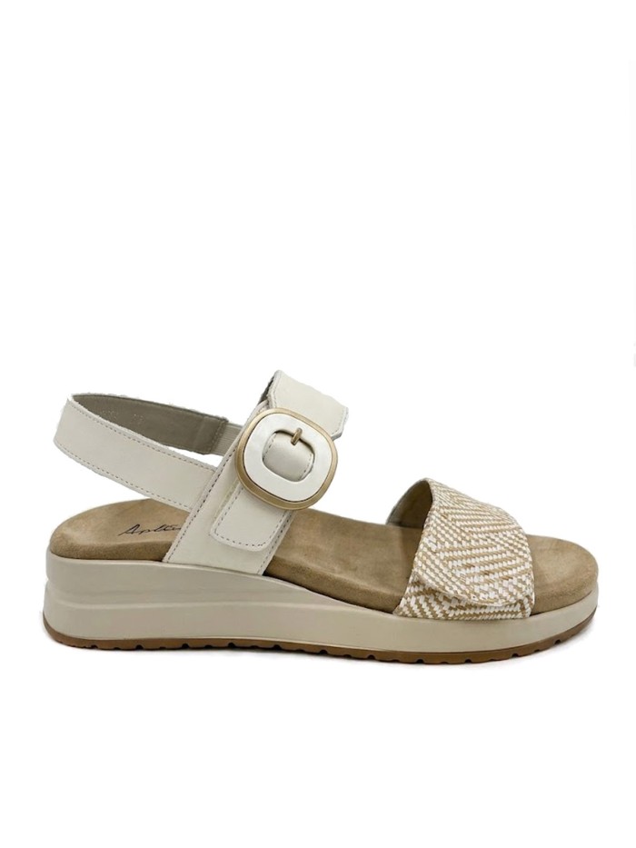 SANDALIAS DE PIEL CON PLANTILLA EXTRAIBLE PARA MUJER APLAUSO 4531 HIELO