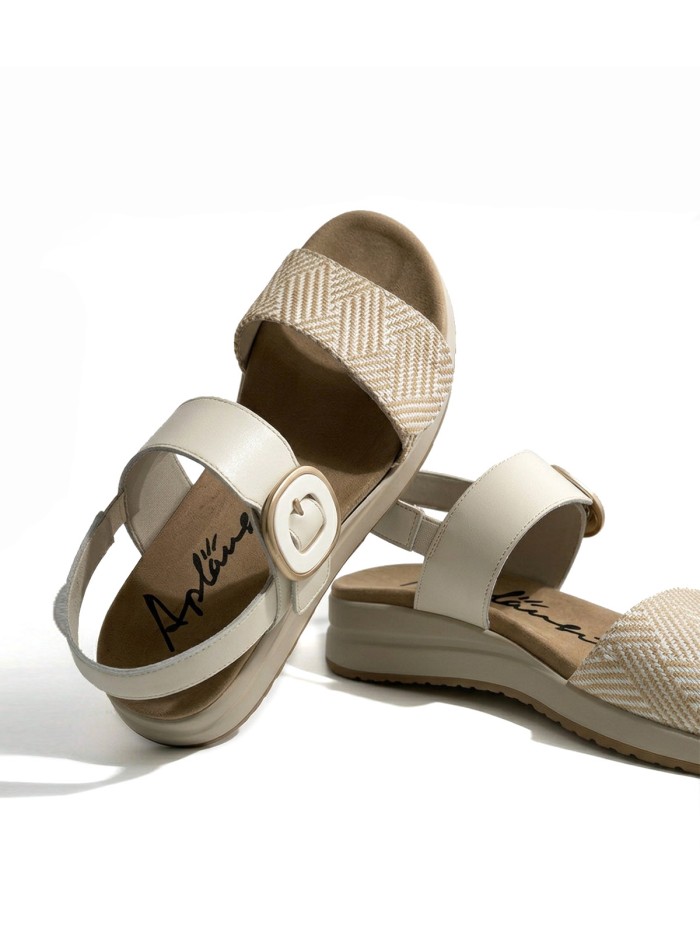 SANDALIAS DE PIEL CON PLANTILLA EXTRAIBLE PARA MUJER APLAUSO 4531 HIELO