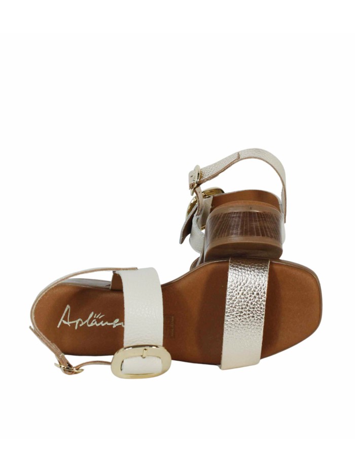 SANDALIAS DE PIEL CON MAXIHEBILLA Y PLANTA DE GEL PARA MUJER APLAUSO 5894 HIELO