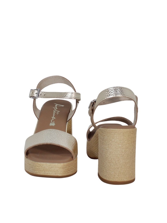 SANDALIAS DE TACÓN EN PIEL CON PLANTA DE GEL PARA MUJER APLAUSO 5732 ORO