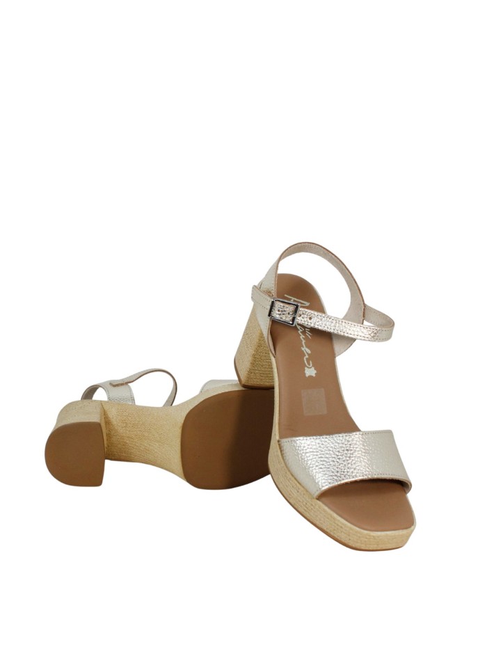 SANDALIAS DE TACÓN EN PIEL CON PLANTA DE GEL PARA MUJER APLAUSO 5732 ORO
