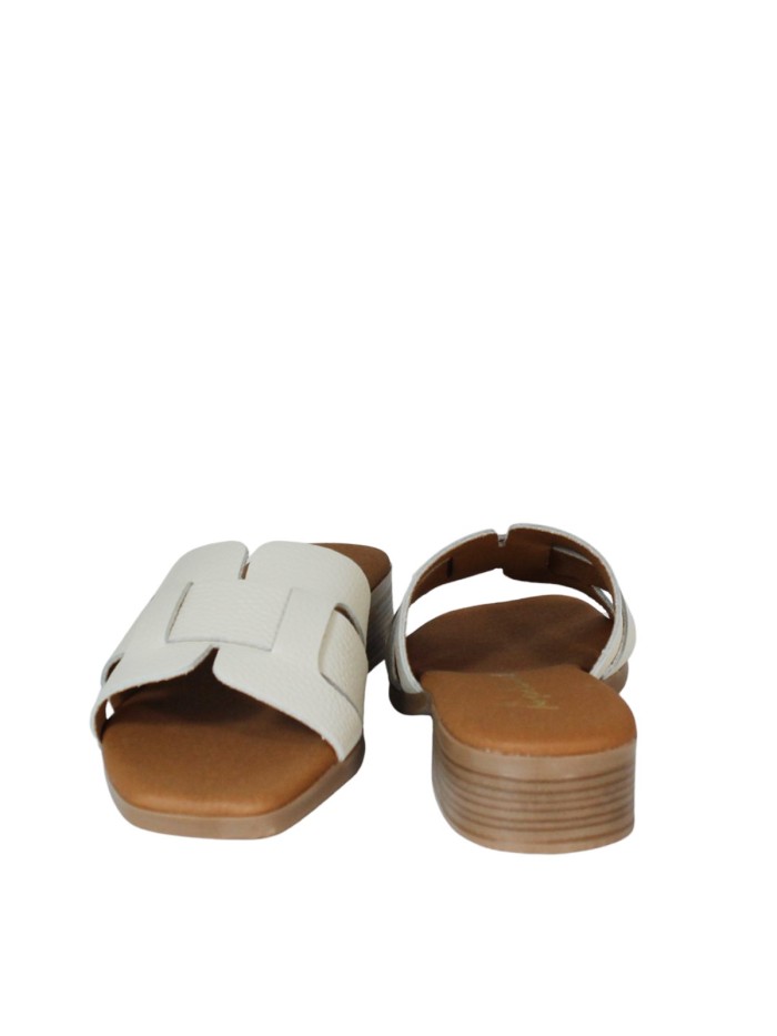 SANDALIAS DE PIEL CON TACÓN BAJO Y PLANTA DE GEL PARA MUJER APLAUSO 5880 HIELO