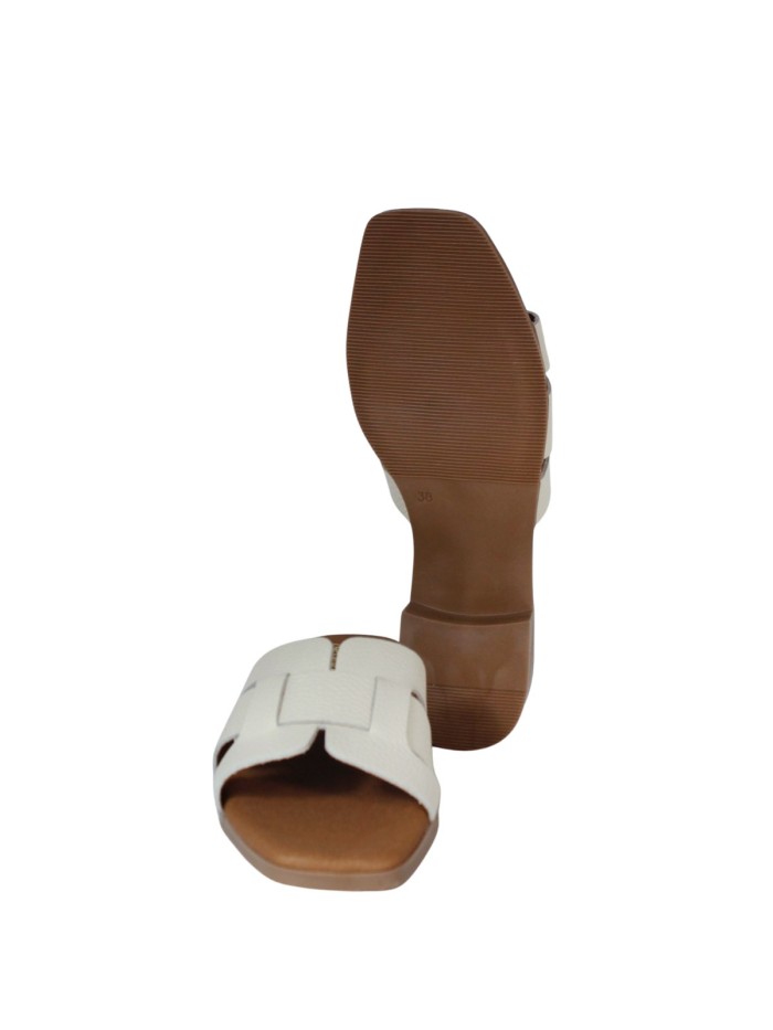 SANDALIAS DE PIEL CON TACÓN BAJO Y PLANTA DE GEL PARA MUJER APLAUSO 5880 HIELO
