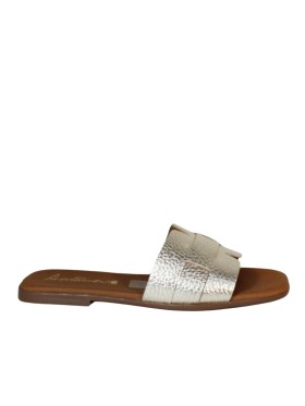 SANDALIAS DE PIEL PLANAS CON PLANTA DE GEL PARA MUJER APLAUSO 5550 ORO