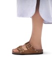 SANDALIAS CLÁSICAS CON TACHUELAS DE BIRKENSTOCK ARIZONA RIVET 1031731 MINK