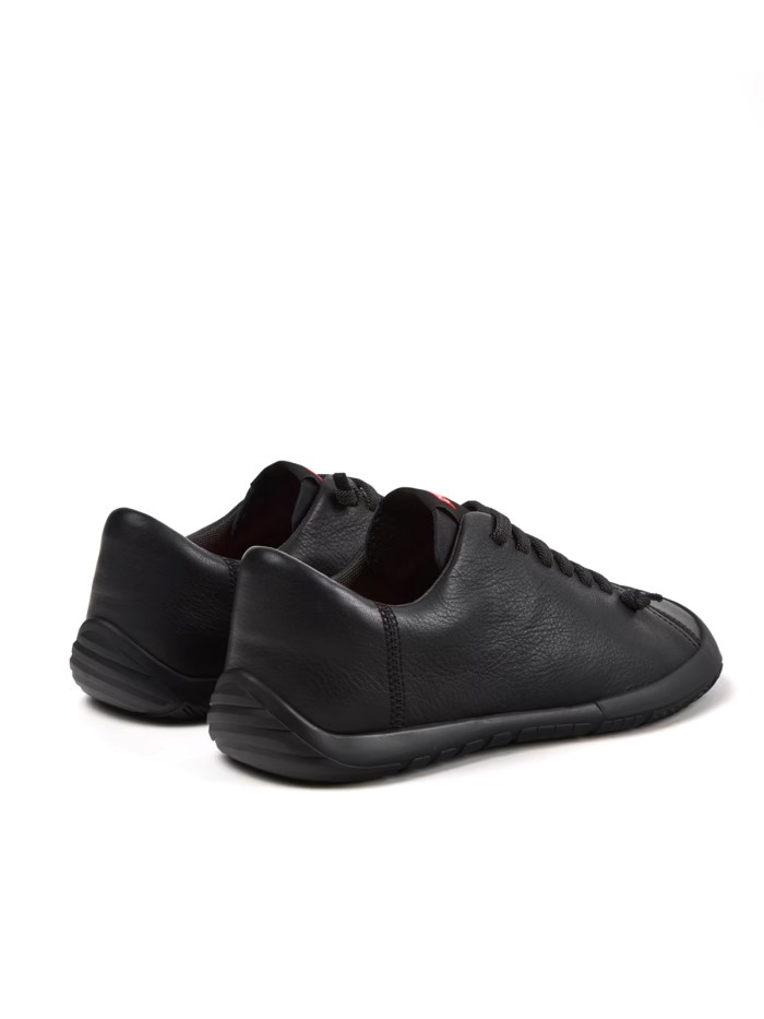 ZAPATILLAS URBANAS DE PIEL NEGRAS CAMPER Peu Path+ K101114-002