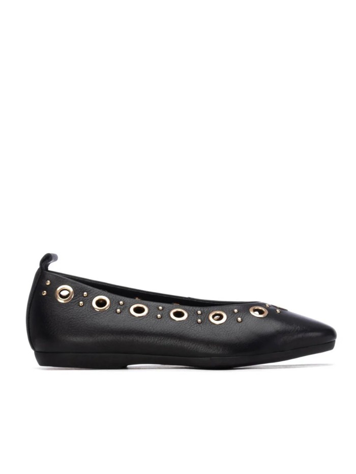 ZAPATILLAS CASUAL DE PIEL CON TACHUELAS PARA MUJER CARMELA 16330501 NEGRO