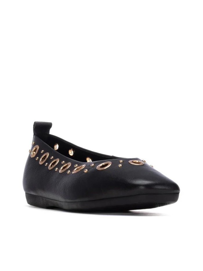 ZAPATILLAS CASUAL DE PIEL CON TACHUELAS PARA MUJER CARMELA 16330501 NEGRO