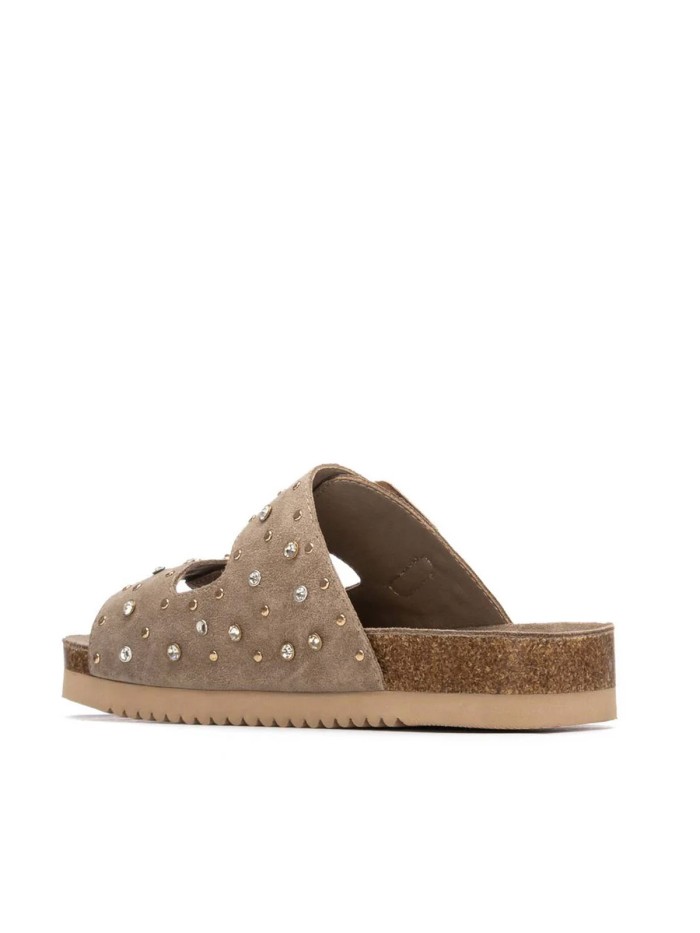 SANDALIAS PLANAS EN PIEL DE SERRAJE CON HEBILLAS PARA MUJER CARMELA SHOES 16328202 TAUPE