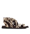 SANDALIAS ROMANAS CON TACHUELAS CARMELA 16238907 COW
