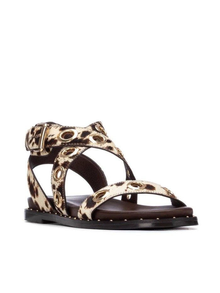 SANDALIAS ROMANAS CON TACHUELAS CARMELA 16238907 COW