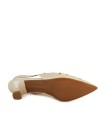ZAPATOS BAJOS DESTALONADOS BEIGE CON TACHUELAS PARA MUJER DESIREE GARONS 9