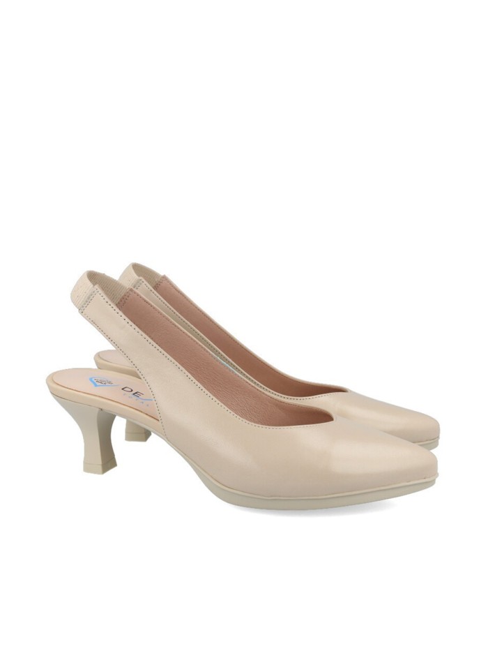 ZAPATO DE PIEL DE TACÓN DESTALONADO PARA MUJER DESIREE MACA CREMA