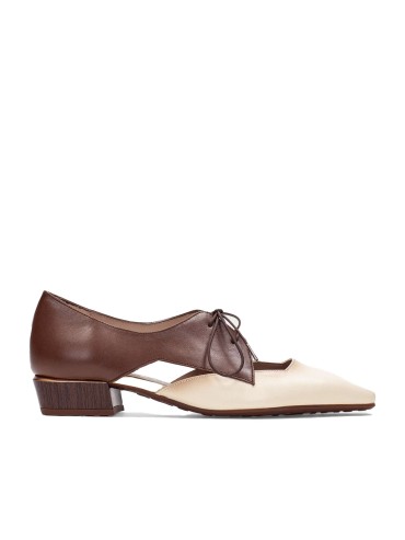 ZAPATO DE TACÓN BAJO BICOLOR HISPANITAS AZUCENA AVELLANA