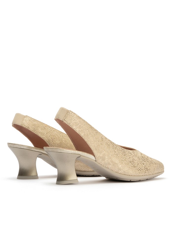 ZAPATO ELEGANTE Y CONFORTABLE DE TACÓN DESTALONADO PARA MUJER PITILLOS 11180 ORO