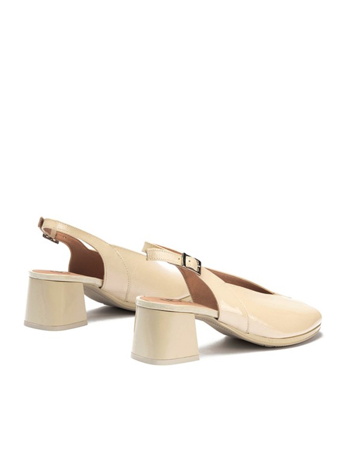 SANDALIAS DESTALONADAS DE PIEL CON TACÓN CÓMODO PARA MUJER PITILLOS 11212 CREMA