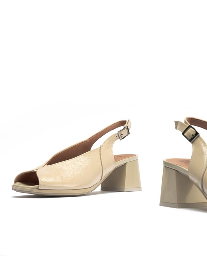 SANDALIAS DESTALONADAS DE PIEL CON TACÓN CÓMODO PARA MUJER PITILLOS 11212 CREMA