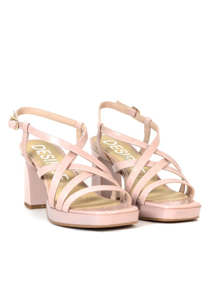 DESIREE JUDIT 4 ROSA