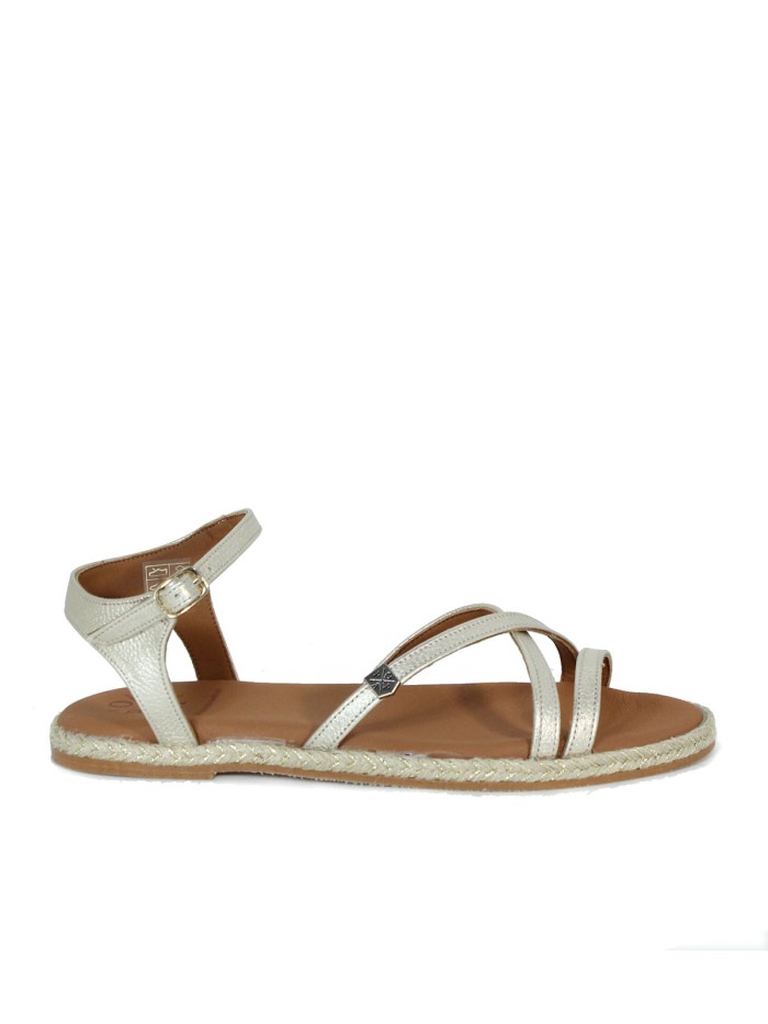 SANDALIAS PLANAS DE PIEL POPA CUBAGUA LAMINADO ORO
