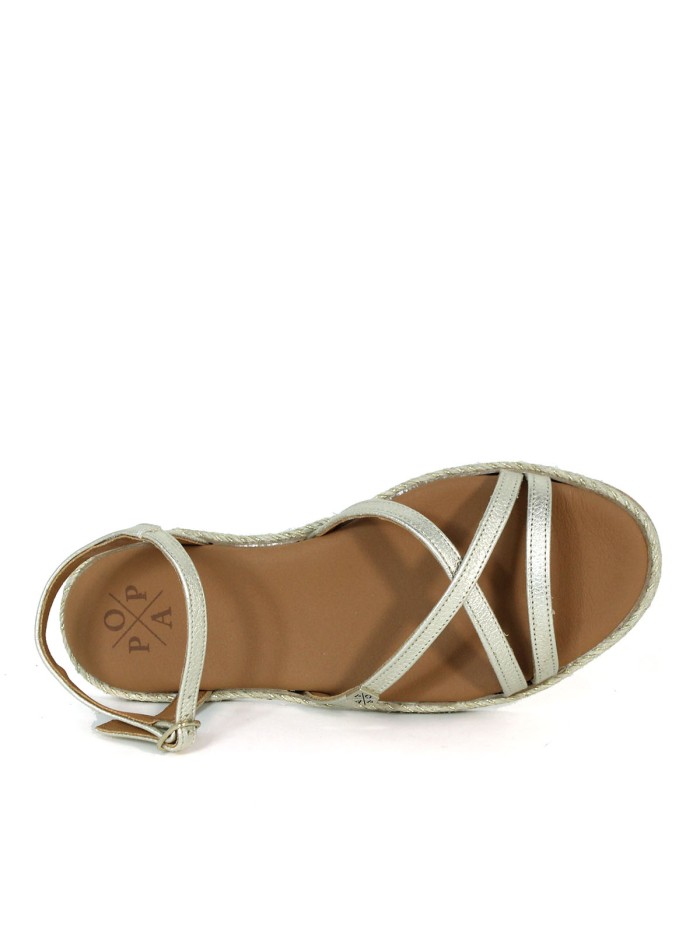 SANDALIAS PLANAS DE PIEL POPA CUBAGUA LAMINADO ORO