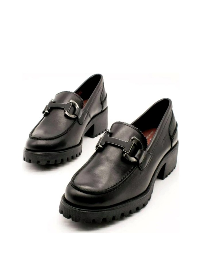 MOCASÍN TACÓN DE PIEL CON ESTRIBO 24HORAS 26230 NEGRO