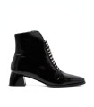 BOTÍN NEGRO DE CHAROL CON CORDONES DANSI CHIARA 7021