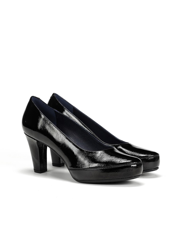 ZAPATO NEGRO DE SALÓN EN CHAROL DORKING BLESA D-5794
