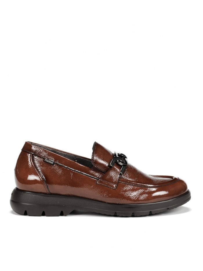 MOCASÍN DE CHAROL MARRÓN FLUCHOS GLADIS F1794