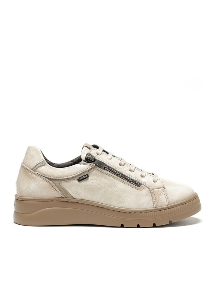 ZAPATO BEIGE DE SPORT EN CHAROL CON CREMALLERA FLUCHOS POMPAS F1666