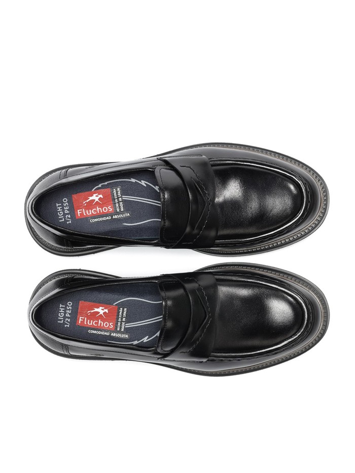 MOCASÍN NEGRO DE PIEL CON ANTIFAZ FLUCHOS LINCON F2058