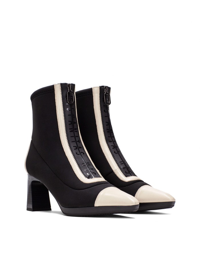 BOTÓN DE TACÓN CON PUNTA FINA HISPANITAS ANKARA CHI243714 NEGRO-MILK