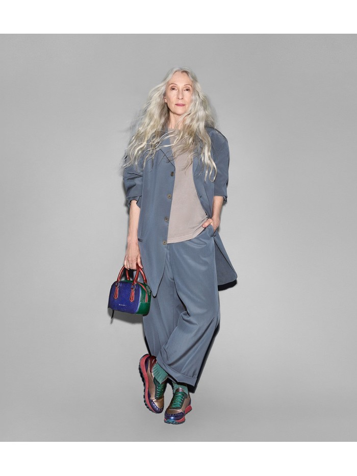 BOLSO ESTILO CAMERA BAG MARINO CON ASA DE MUJER HISPANITAS BI243538