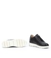 ZAPATILLAS NEGRAS DE PIEL CON TACHUELAS RUEDA W2A-6596C1