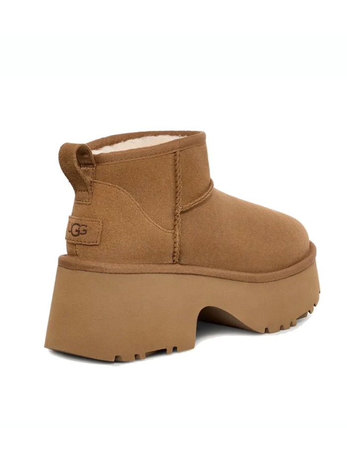 BOTA DE MUJER UGG LASSIC ULTRA MINI NEW HEIGHTS 1158311 CHESTNUT